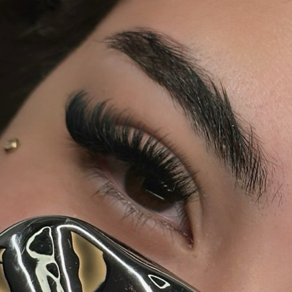 Volume Full Set at Bellezza Bar in Nicholasville, KY