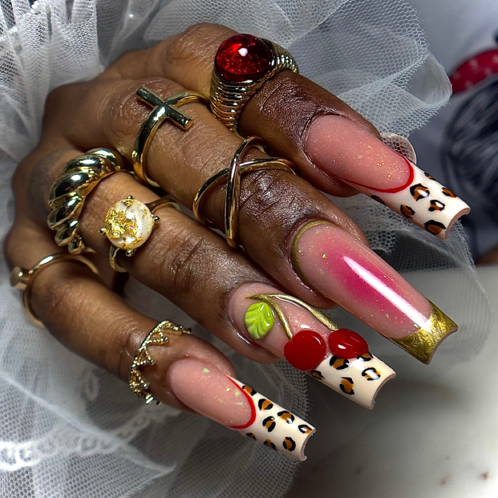 Uñas Acrílicas XL Elaboradas at The Glam Squad Salon in Florence, KY