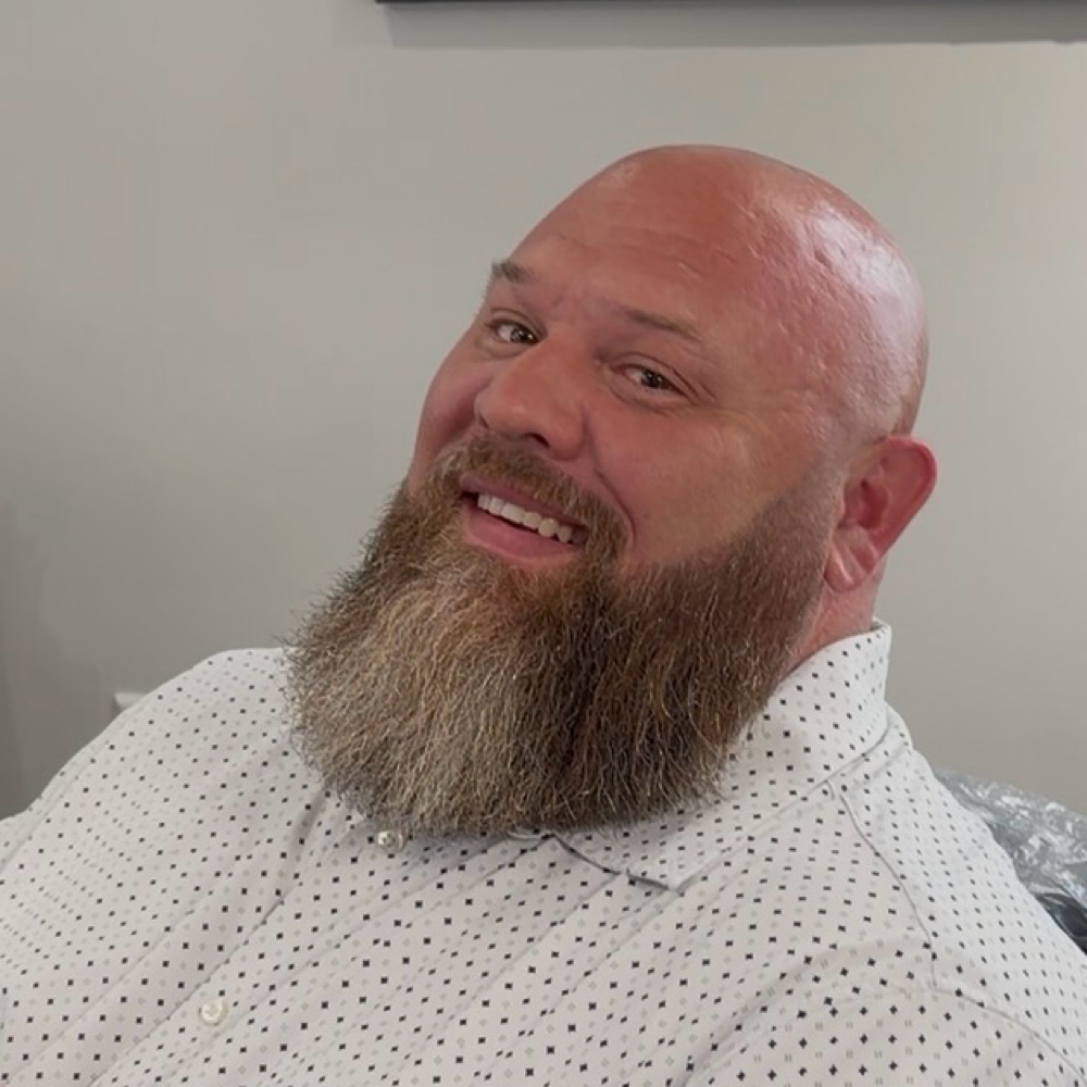 💚 Bald Head Shave + Facial Hair at Blendz By Jenn LLC in Houston, TX