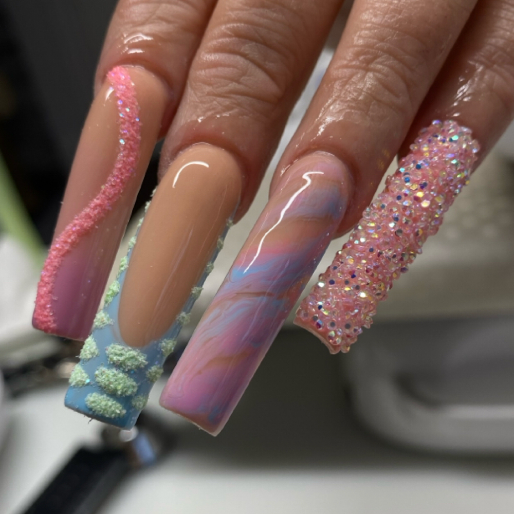 Freestyle Luxe Sets at Bianca’s Nails & Beauty Salon LLC in New Haven, CT