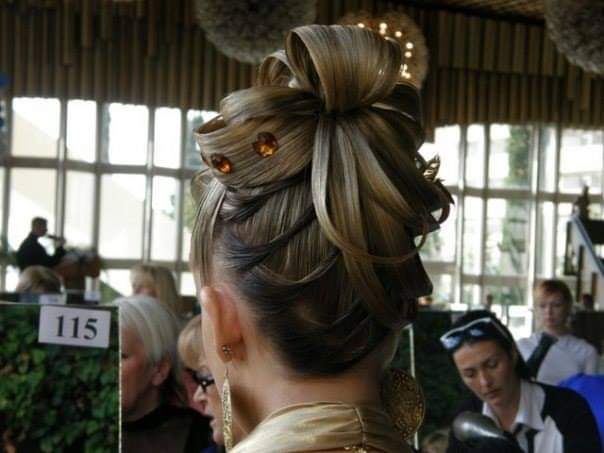 Wedding hairstail