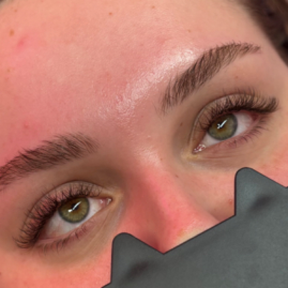 Lash Sale 3/23-3/27 at La Luna Cosmetics in Seymour, IN