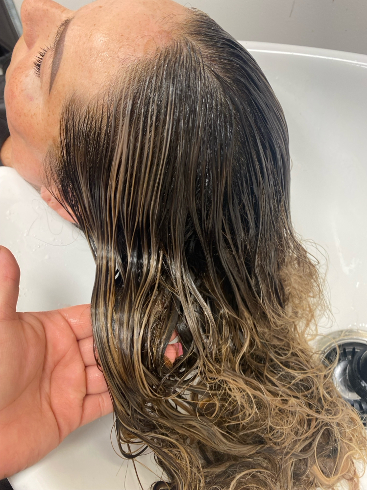 Gloss & Go at Beautybyflor in Newport Beach, CA