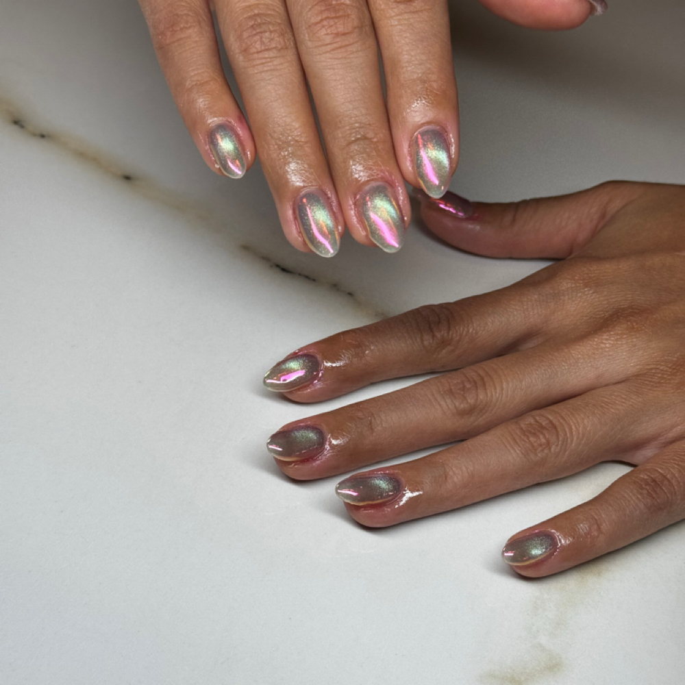 Chrome/cat Eye at Jessegbeauty in Rialto, CA