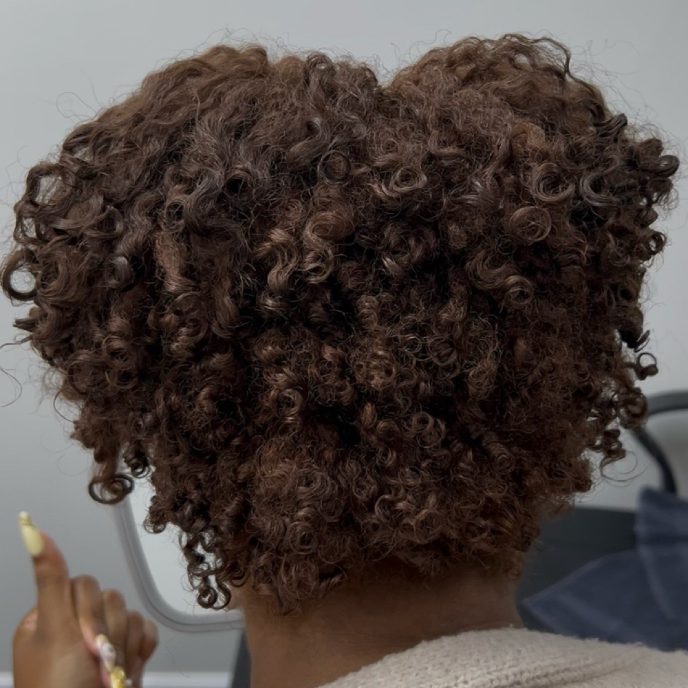 MAGIC CURL WASH + STYLE at Jenn The Genie in Woodland Hills, CA