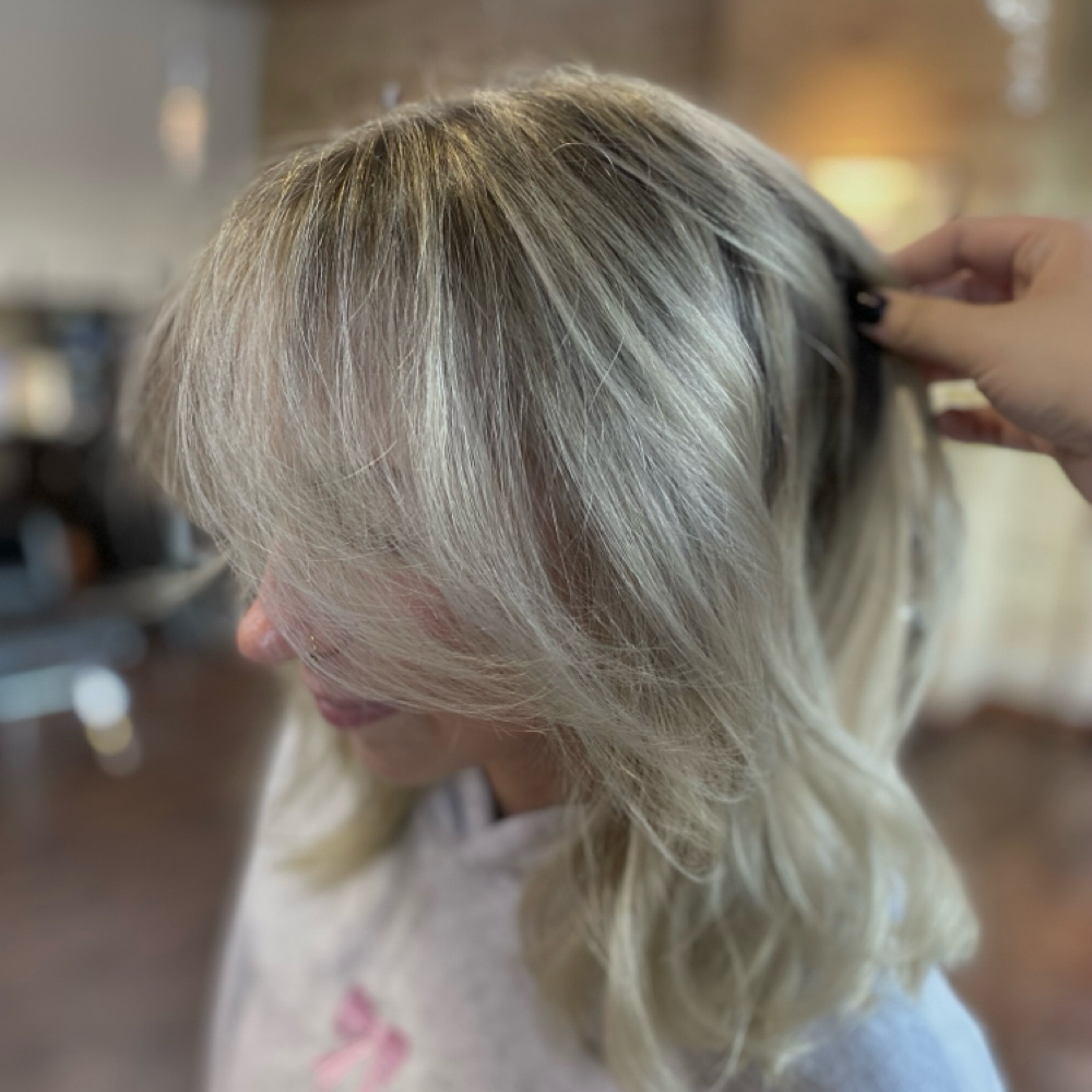 Full Highlight at DexiRose Creations in Milwaukee, WI