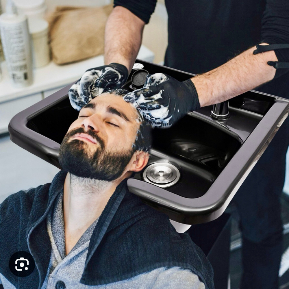 Hair Shampoo Deluxe at Studio 111 Lisa Amezcua in Fresno, CA