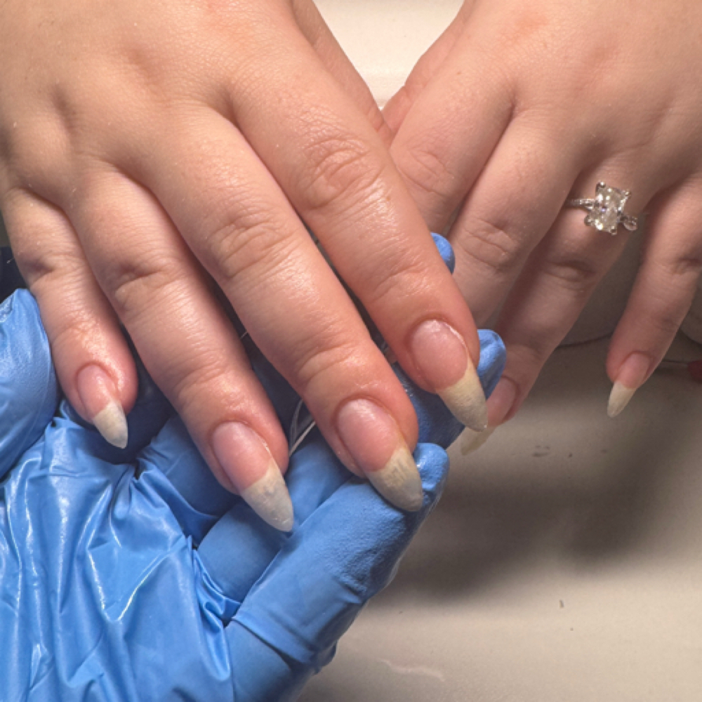 Nail Removal/Soak Off at Melissa’s Manis in Simi Valley, CA