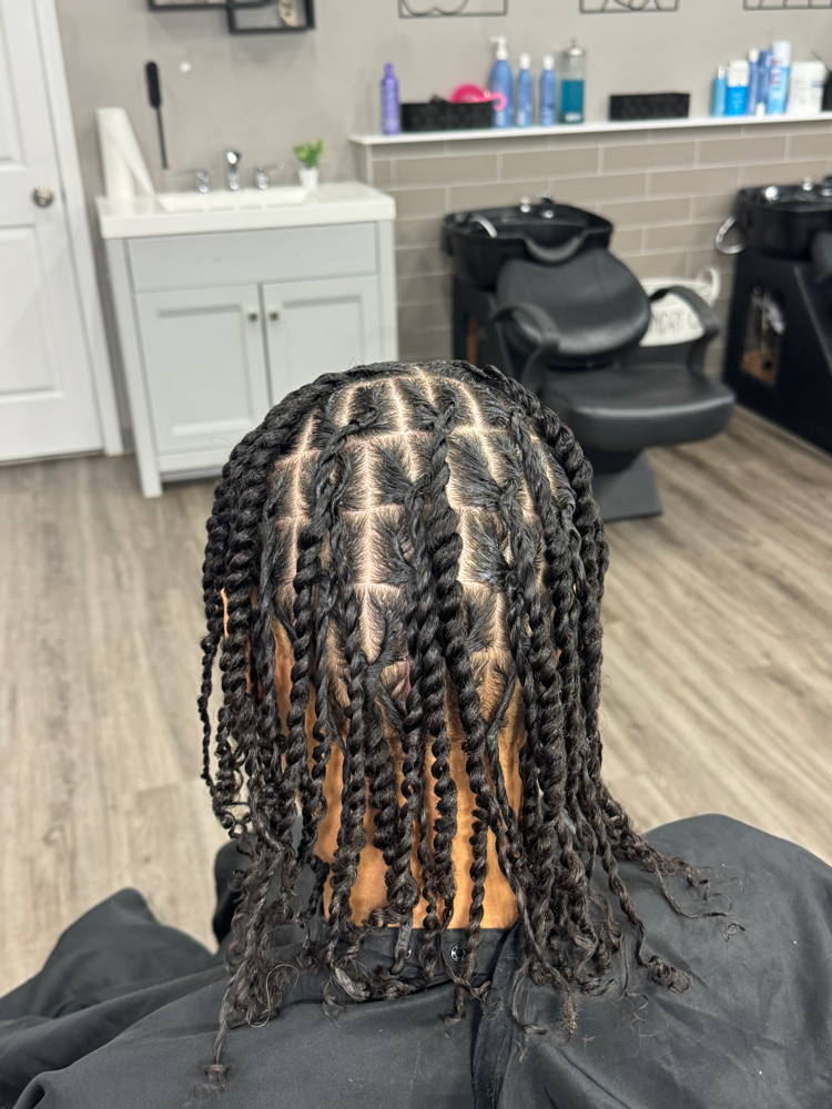 Inner lock 2 strand twist