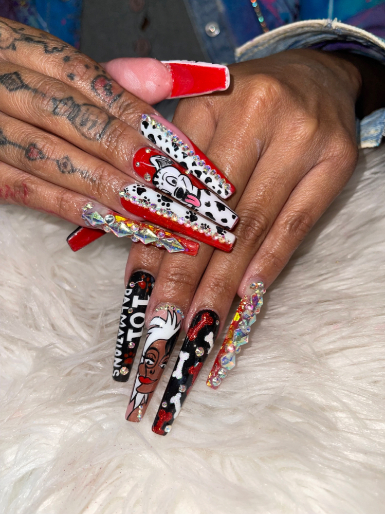 Freestyle Nails With Toes Polish