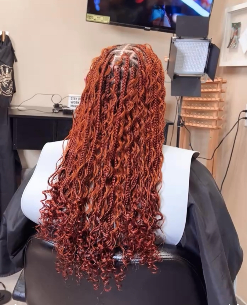 Curly Knotless at Sit With Cham in Charlotte, NC