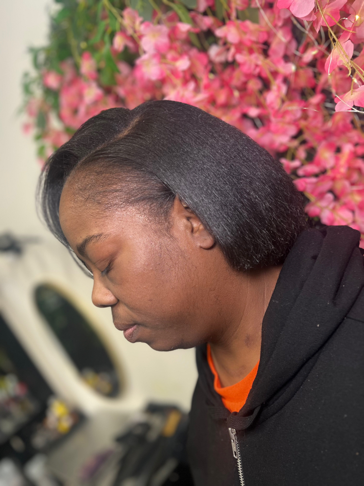 Silk Press + Scalp Detox & Hydration Treatment