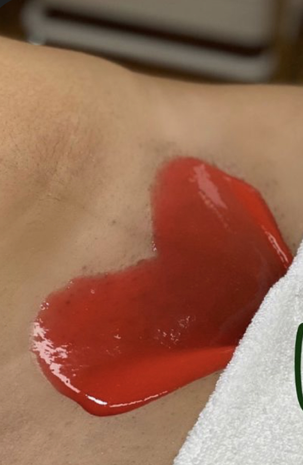 Brazillian Wax Deluxe