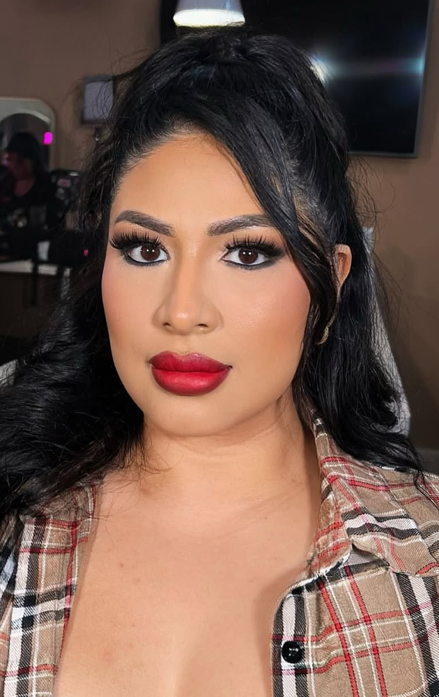 Full Glam at Monroe Lapaislie Studio in Dallas, TX