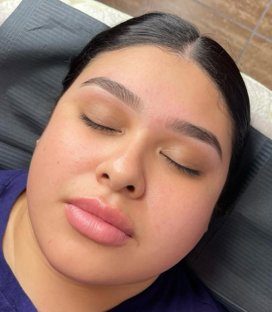 Brow Sculpting & Tint