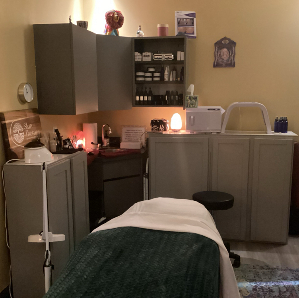 Custom Facial Add-ons at Skin Therapy - Dawn Nelsen in Denver, CO