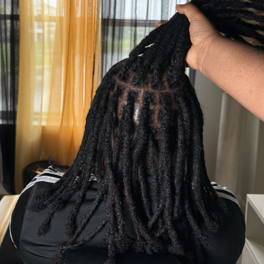 Crochet Maintenance(Pike Rasin) at Nappylocs in Indianapolis, IN
