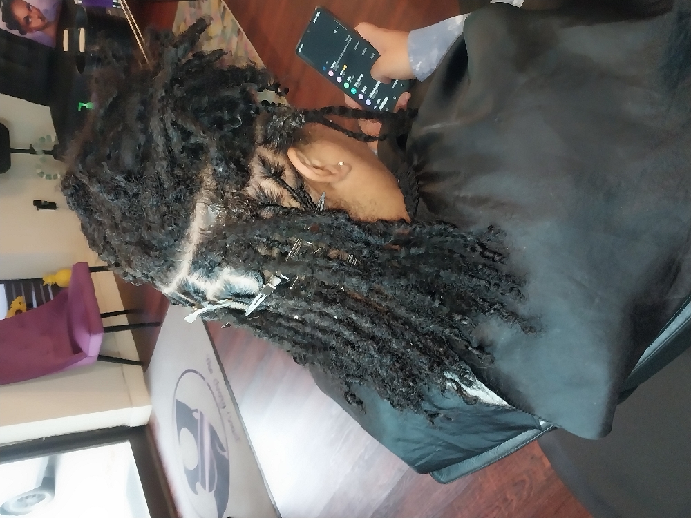 Loc Retwist (Only)