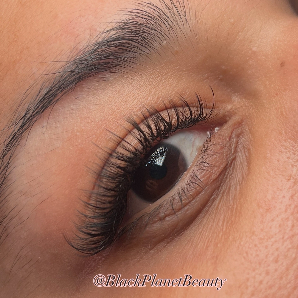 Hybrid Lash Set at Black Planet Beauty in McAllen, TX