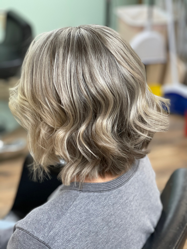 Ladies Wash, Cut, & Style at T+H Salon and Co. in Moulton, AL