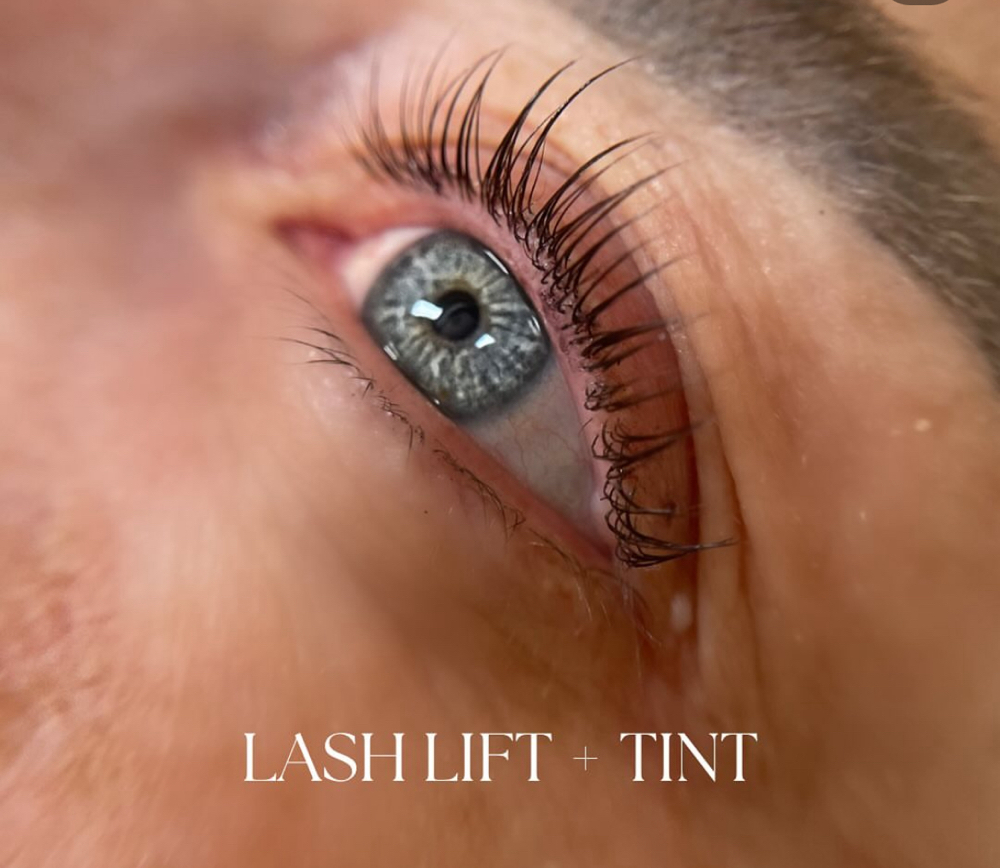 Lash Lift W/ Tint at Madeupbymirandaa in Los Angeles, CA