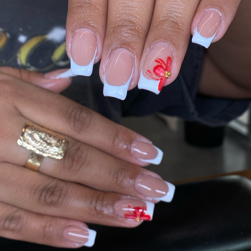 High School Discount at Nailz.x.mayelie in Tooele, UT