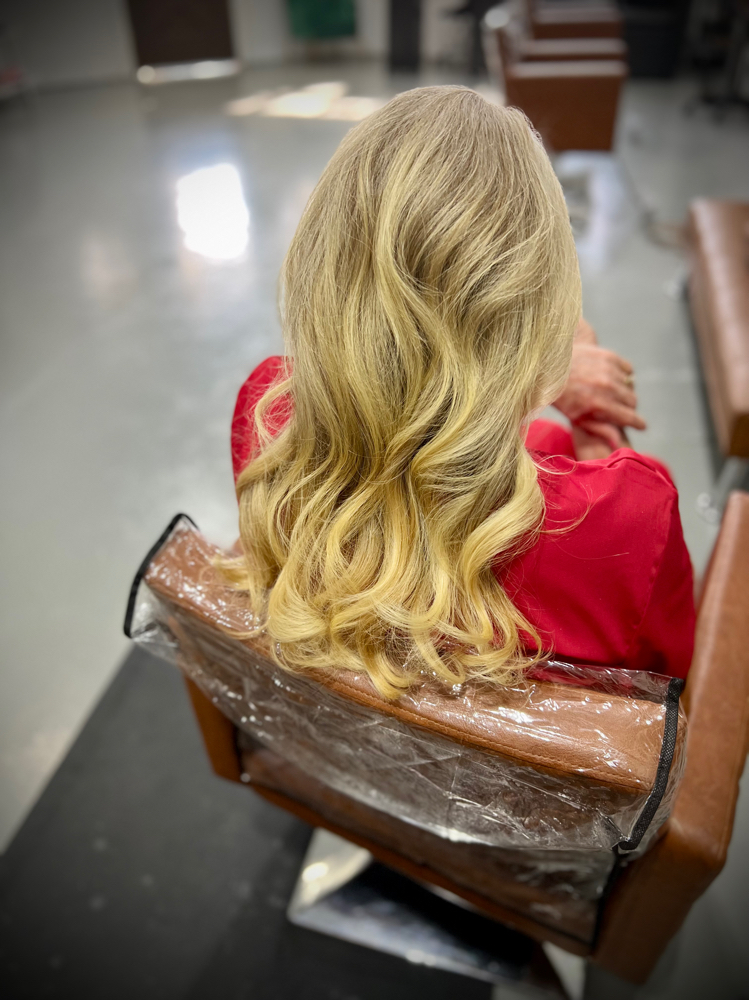 Wash & Basic Style at The Beauty Bar in Waynesboro, MS