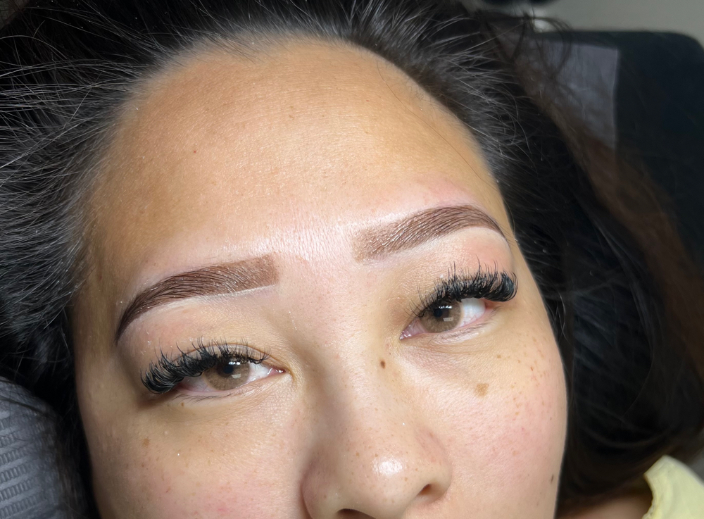 Tinting Brows