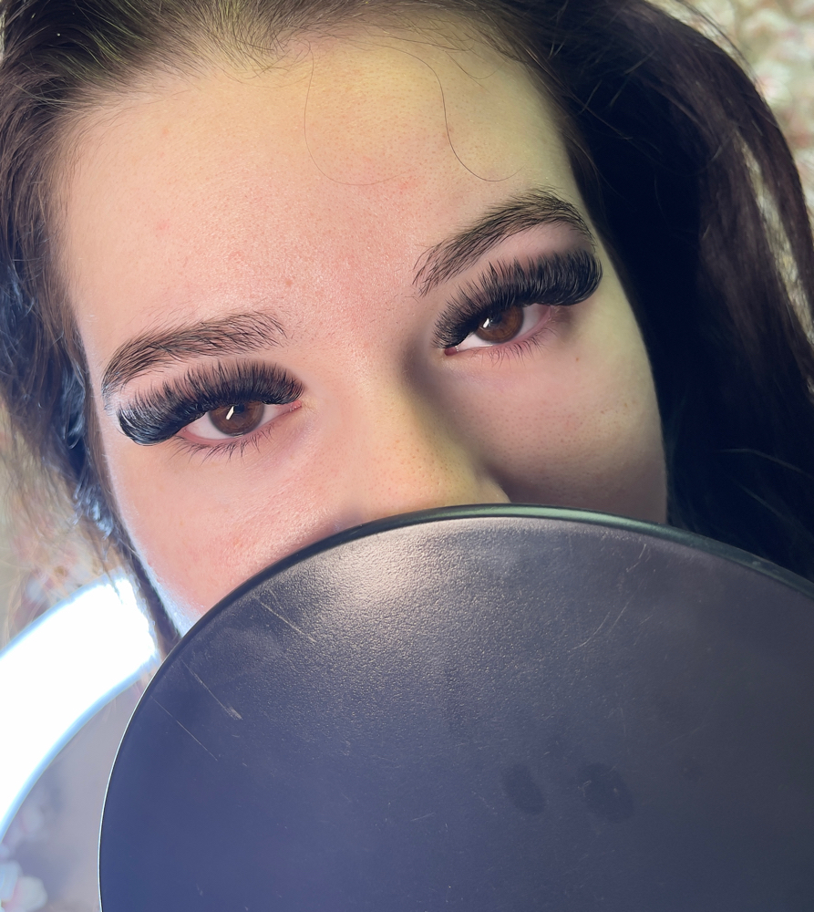 Mega Volume Full Lash Set