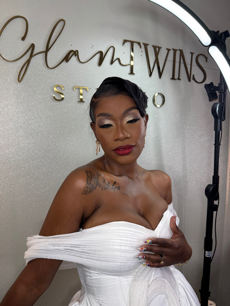 Soft Glam Beat at GlamTwins  Studio in Brooklyn, NY