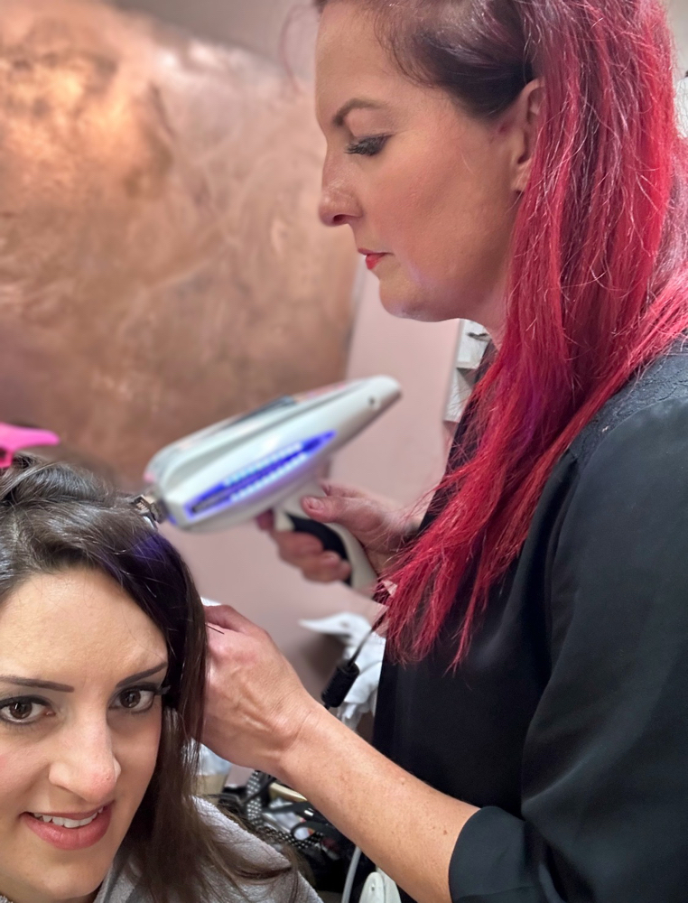 Hairdreams Extension Consultation