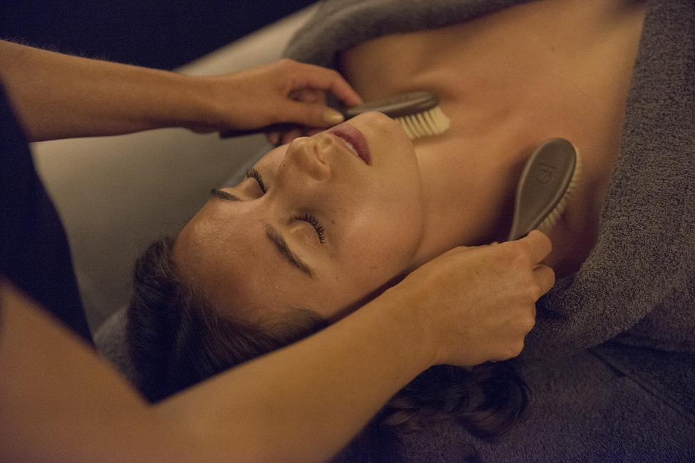 Aveda Tulasara Facial