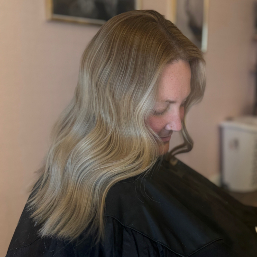 Mini Highlight at Revive Beauty Lounge in Bluffton, IN