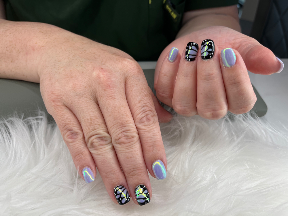 Minimal Designs at Nails by Mia in Panama City, FL
