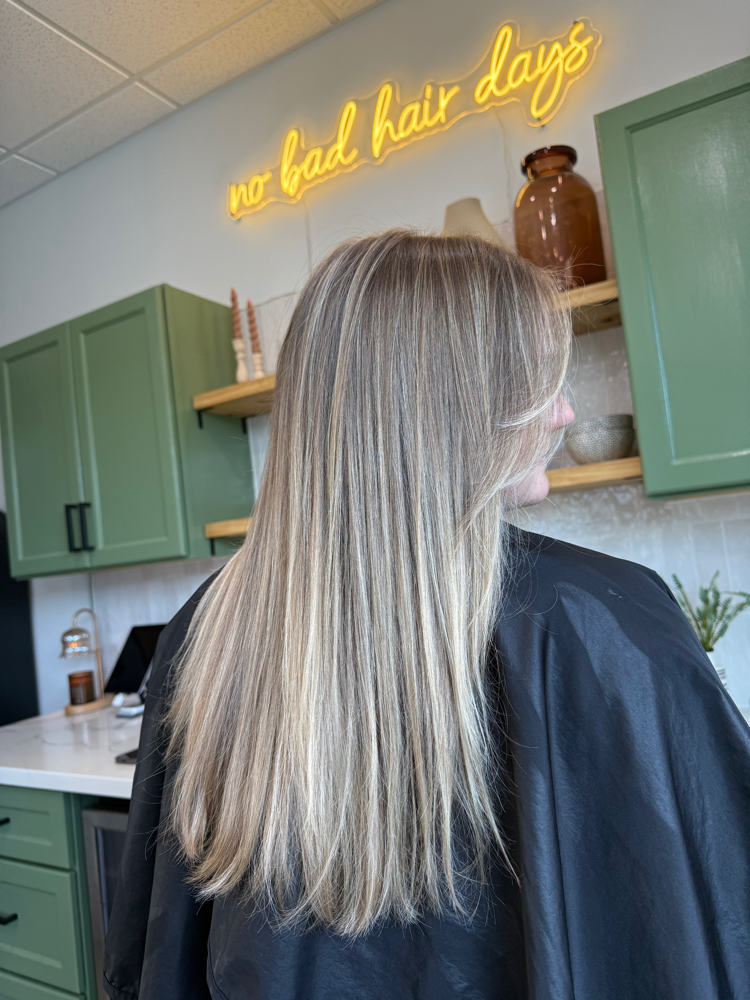 Haircut at Hair By Tay in Tomball, TX