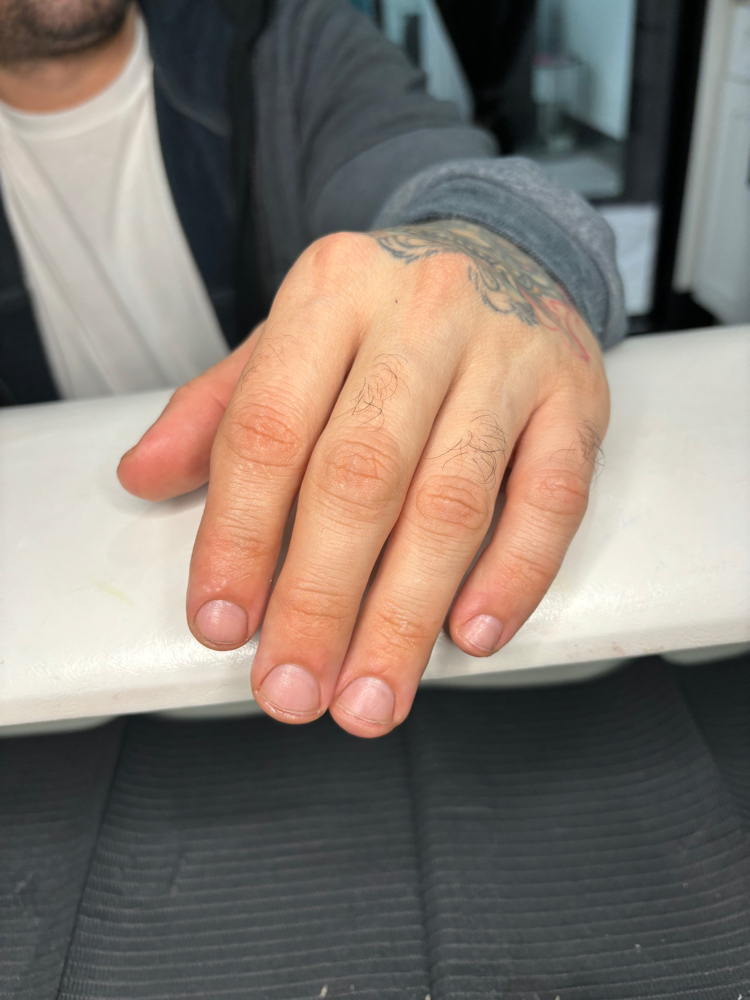 Men’s Manicure