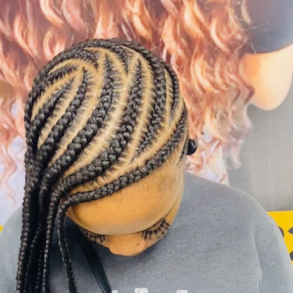 Lemonade Braids at Mame’s  hair braiding in Cordova, TN