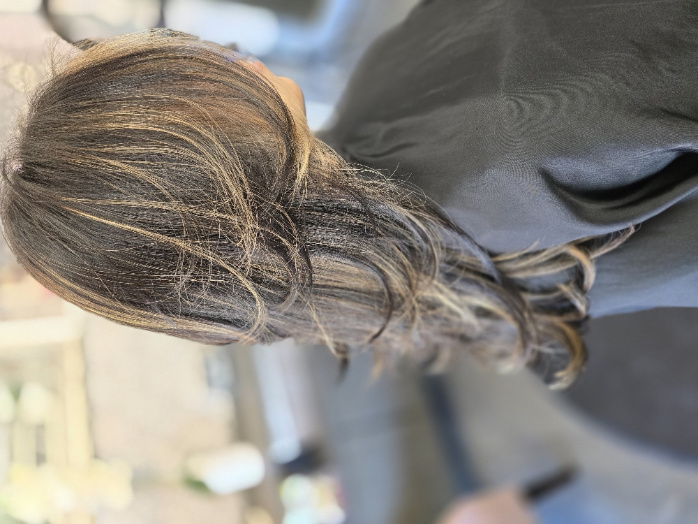 Women's Cut And Blowout