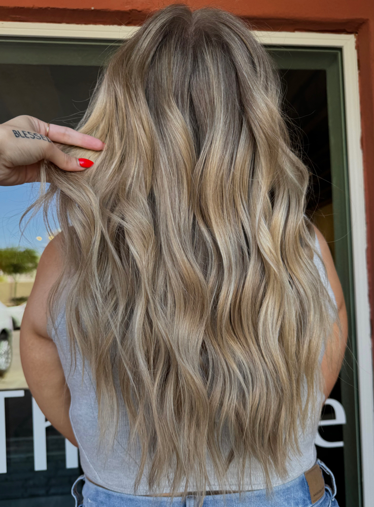 Tip Out Service For My Blondes