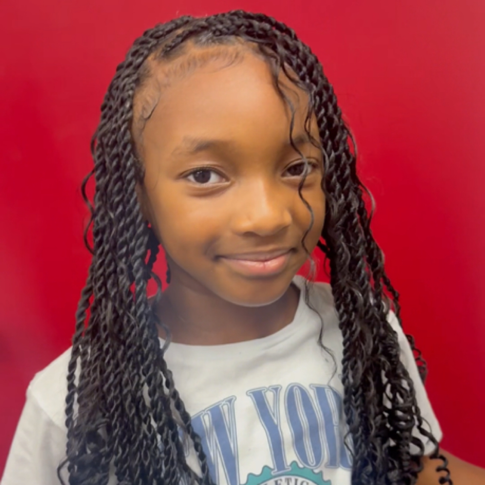 Island twist at Braids by Ryy in Laurel, MS