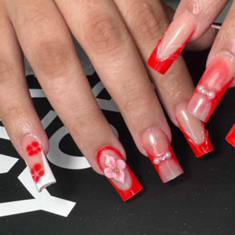 Diseño Artìstico/personalizado at Luxury Nails By Morys in Sanford, FL