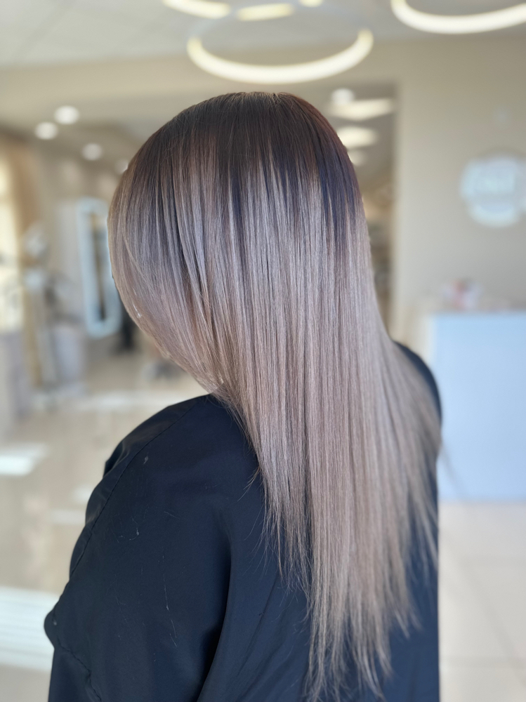 Toner/Gloss & Root Refresh