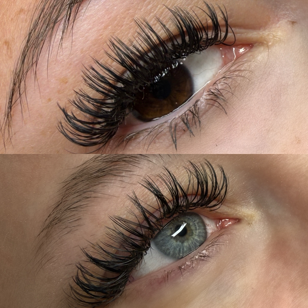 Full Set Wet/YY Lash Extensions at Bellezza In A Blink LLC in Kittanning, PA