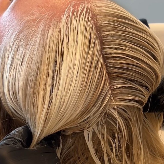 Root Tap for Blonde at Darling Do’s by Audi T in Grand Rapids, MI