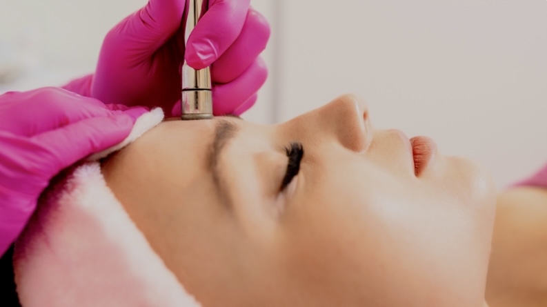 Microdermabrasion Facial