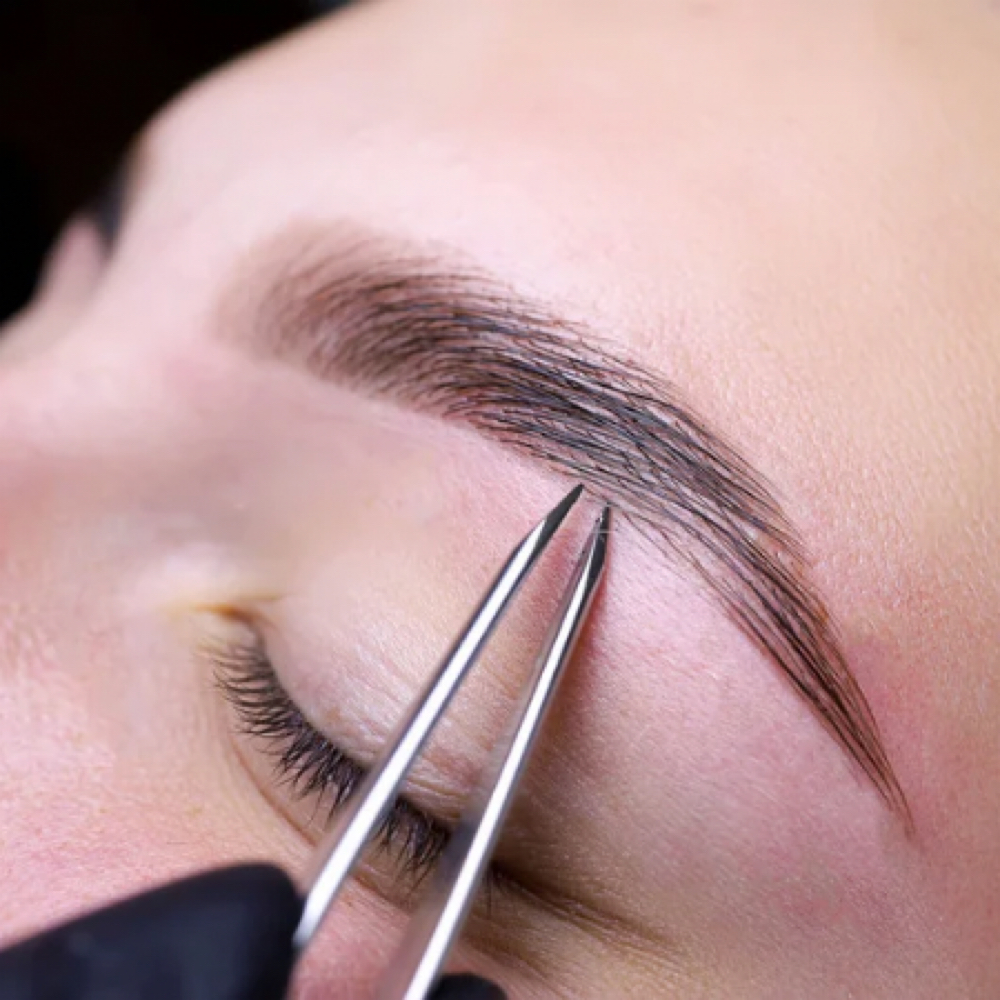 BROW TWEEZING at BEAUTY LAB COLLECTIVE in Miami, FL