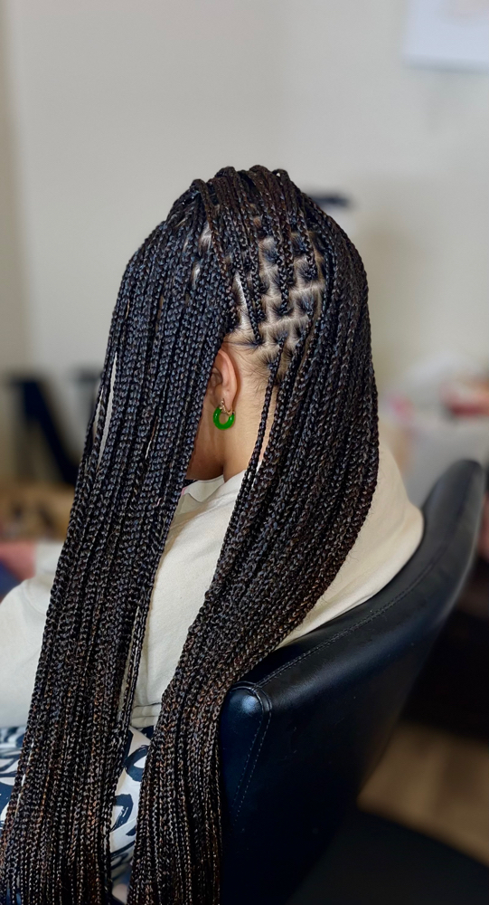 Small Knotless Braids