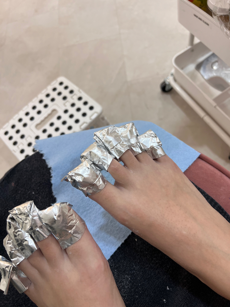 Acrylic Toes Soak Off