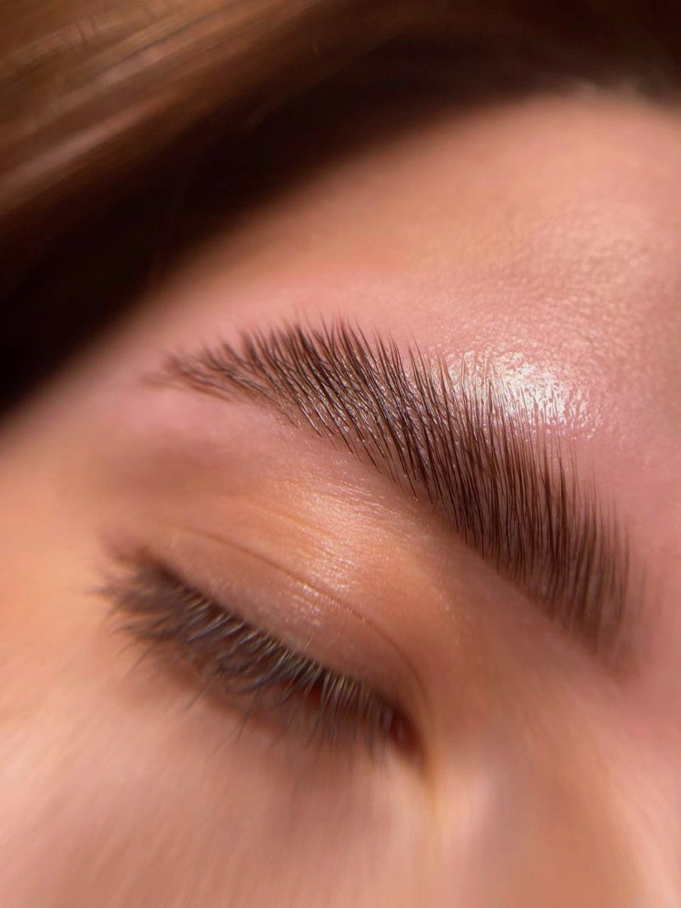 Eyebrows lamination