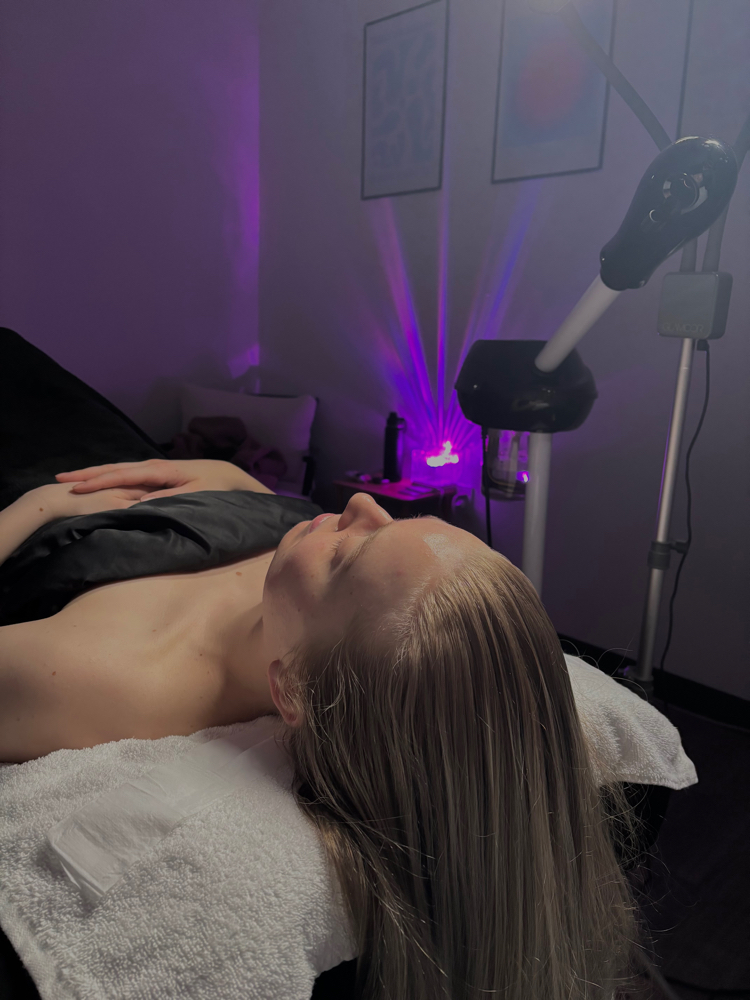 Customized Facial 🎀